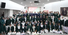 Bakan Tekin, Pakistanlı Öğrencilerle Bir Araya Geldi