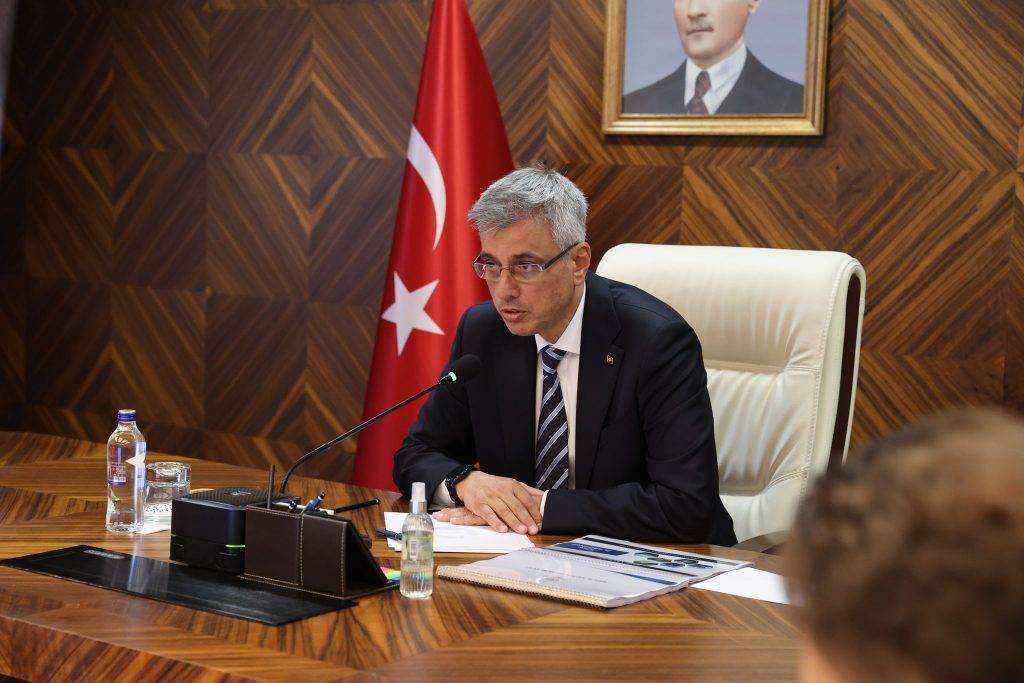 Bakan Kemal Memişoğlu’nu Sosyal Medyadan Yükselen Çığlık! 1 GR9s h9XYAAH3Hu