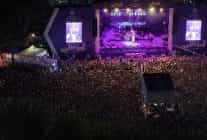 baskan cercioglu sevilen sanatcilari genclerle bulusturmaya devam ediyor