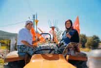 baskan hatice gencay cumhuriyet bayrami dolayisiyla duzenlenen akkoy cumhuriyet konvoyuna katildi