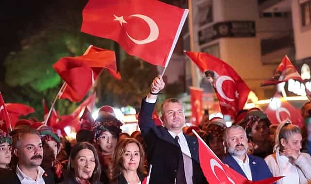 bucalilar cumhuriyet bayramini coskuyla kutladi