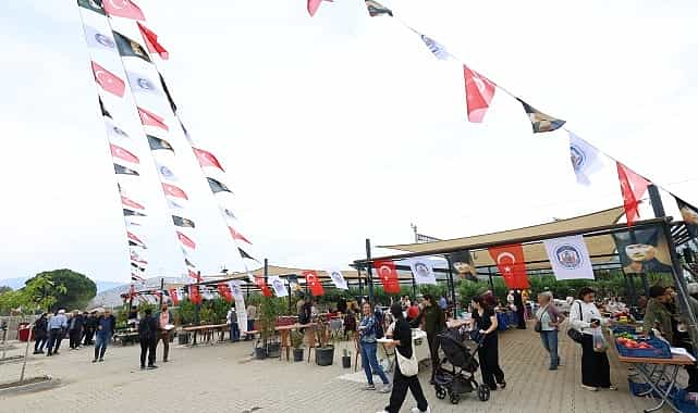 efes tarlasi yasam koyunde uretici pazari acildi