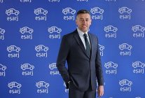 esarj auto ozelligi ile tek adimda kolay ve guvenli sarjlanma yeniligi
