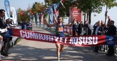 kocaelide binler cumhuriyete kosacak