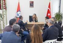 makamdan degil mahalleden yonetim konakta komsu bulusmalari devam ediyor