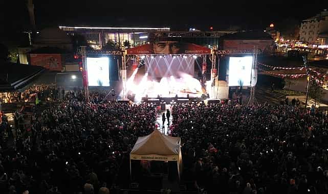 osmangazide cumhuriyet coskusu zirveye cikti