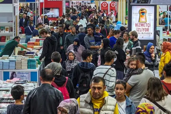 Denizli Kitap Fuarı Okurlarla Buluşuyor