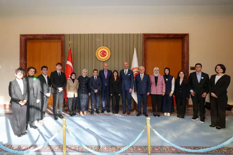 Ulusal Çocuk Forumu Temsilcileri TBMM’de Buluştu