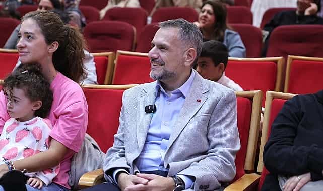 bayrampasa belediyesinin cocuk senliginde doyasiya eglence