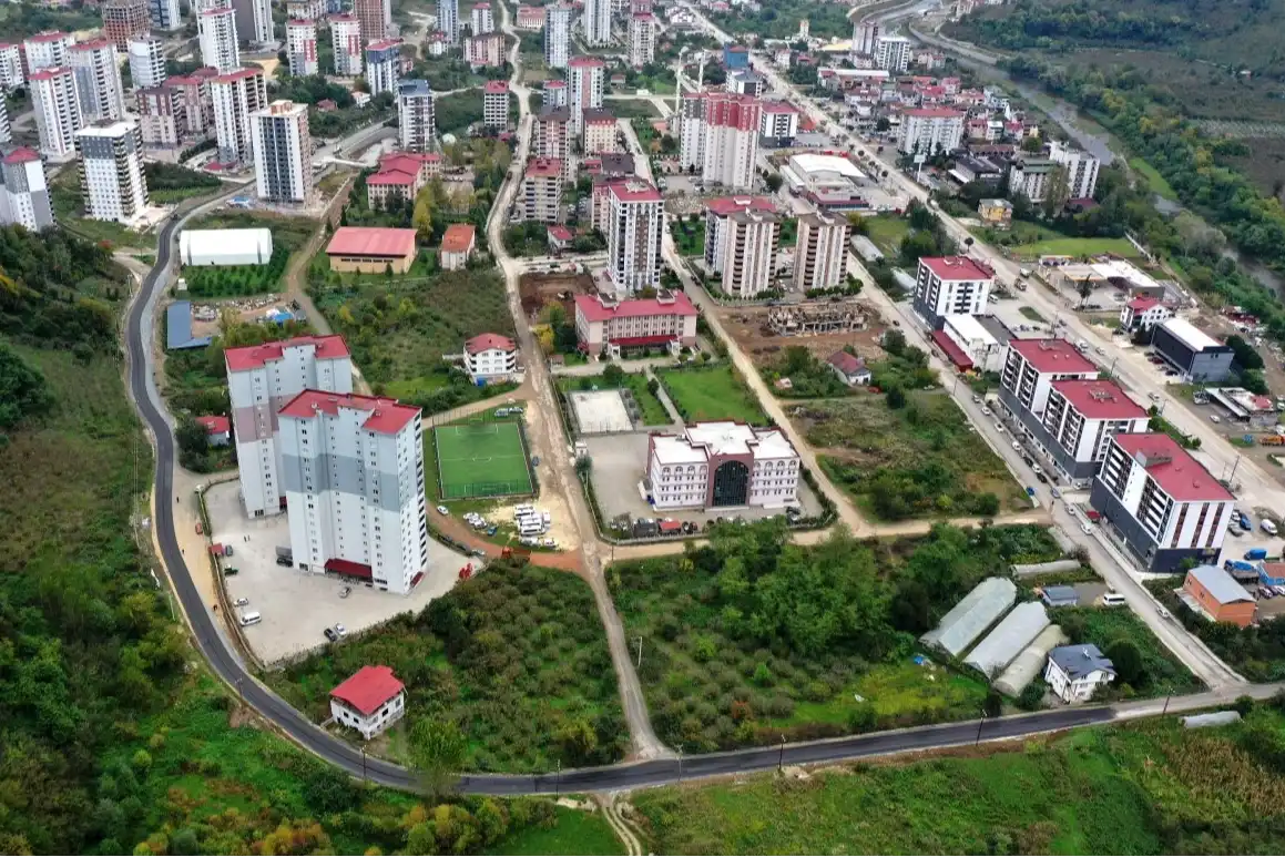 Ordu Büyükşehir, Ayazlı Mahallesi’nde Ulaşımı Rahatlatıyor