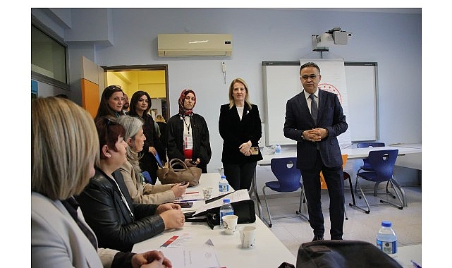 Hayat Boyu Öğrenmede Yeni Yol Haritası: İzmir’de Vizyoner Çalıştay Gerçekleştirildi 1 hayat boyu ogrenmede yeni yol haritasi izmirde vizyoner calistay gerceklestirildi