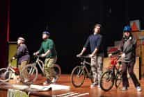 iki teker bir ruya yola cikti