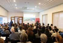 izmirin dunu bugunu yarini konusuldu