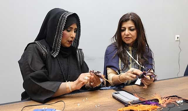 ortadogulu is kadinlardan moda akademisine ovgu