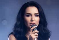 turkiyenin ilk yapay zeka sarkicisi aymeradan ilk album aymera yayinda