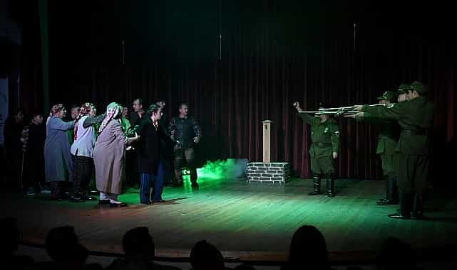 41 yil once bulgaristanda yasanan aci ilk kez bornovada sahnelendi