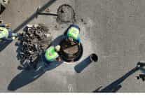 asattan kanalizasyon hatti temizligi ve kapak duzenleme calismasi