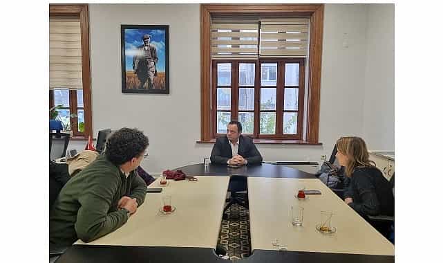 ayvalik alan baskanligi izmir buyuksehir belediyesi ahmet piristina kent arsivi ve muzesini apikam ziyaret etti