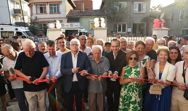 burhaniyede 2025 dolu dolu gecti