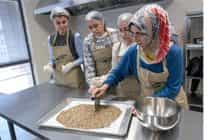 buyuksehirden colyak hastasi cocuklara yeni yil etkinligi