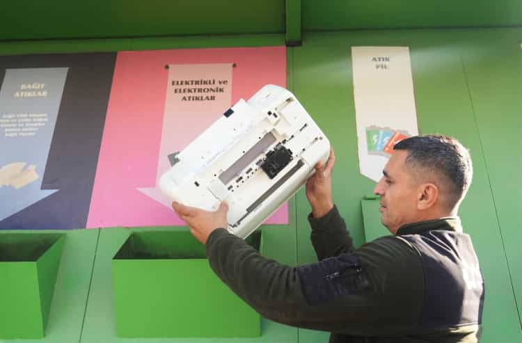 Keçiören’de Geri Dönüşüme 6 Kategoride Destek