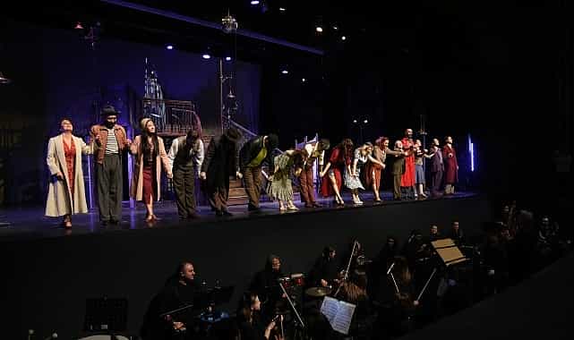 fosforlu cevriye buyukcekmecede unutulmaz bir aksam yasatti