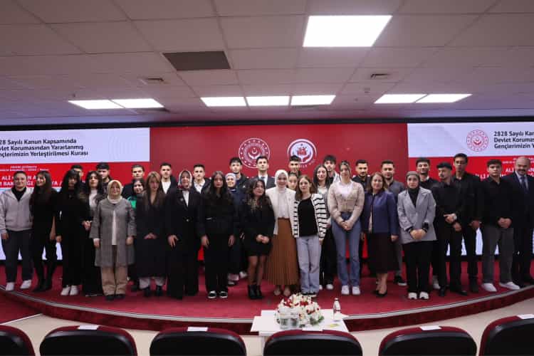 Devlet Korumasındaki 65 Bin 534 Genç Kamuda İstihdam Edildi