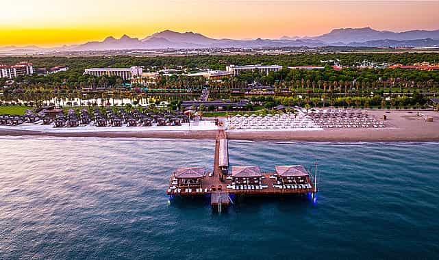 gloria hotels resortste 2026 yilina gorkemli karsilama buray konseri ve ayricalikli deneyimler