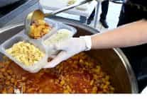 iznik belediyesinden 365 gun sicak yemek destegi