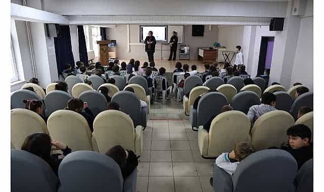 kartepeli ogrencilere geri donusum egitimi