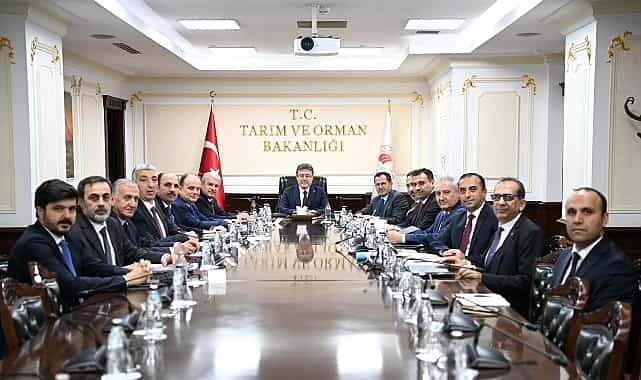 konya protokolu ankarada bakan yumakli ile bir araya geldi