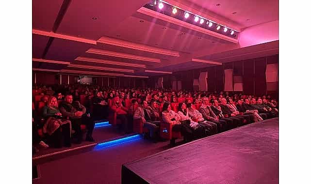 milli sair mehmet akif ersoy inegolde tiyatroyla anildi