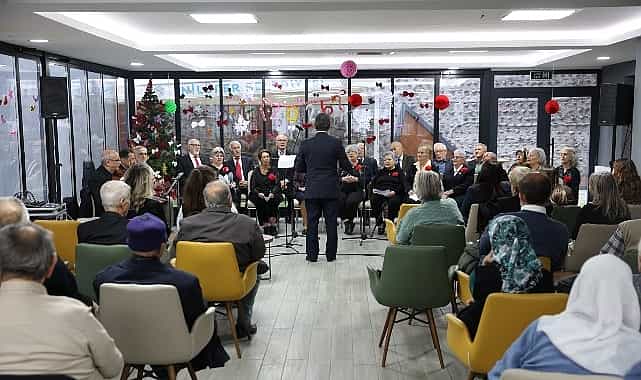 niluferde yaslilar yeni yili coskuyla karsiladi