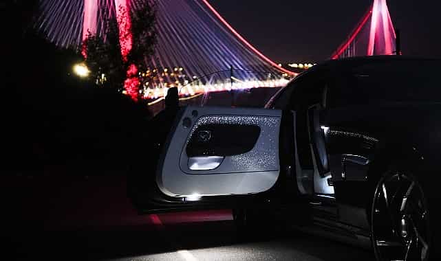 tarihinin en guclu rolls royceu black badge spectre turkiye sahnesinde