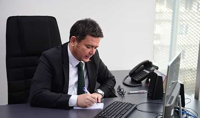 vatandasin telefonlarini baskan erkan aydin acti