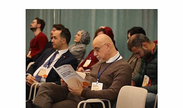 yuksekogretimde ingilizce egitiminin gelecegi samsunda sekillendi