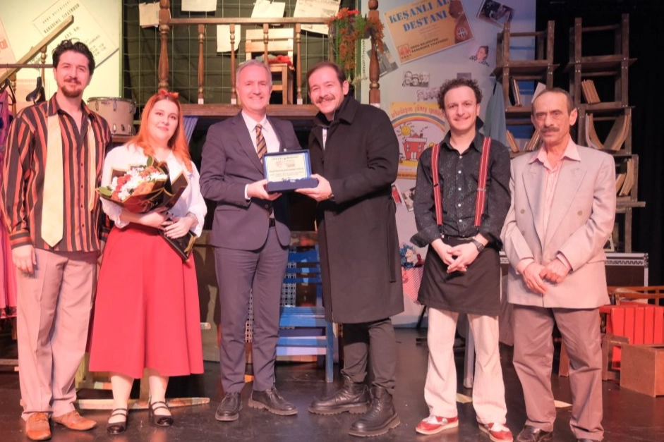 Ordu Tiyatrosu İnegöl Festivaline Damga Vurdu