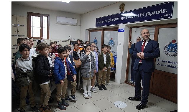 aliaga belediyesi zabita mudurlugu minik misafirlerini agirladi