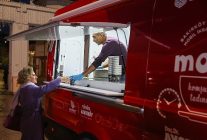 bakirkoy belediyesinden soguk sabahlarda sicak ikram