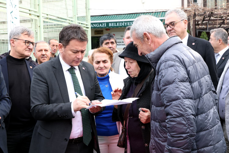 Bursa Osmangazi’de Mahalle Buluşmalarıyla Vatandaşla Buluştu