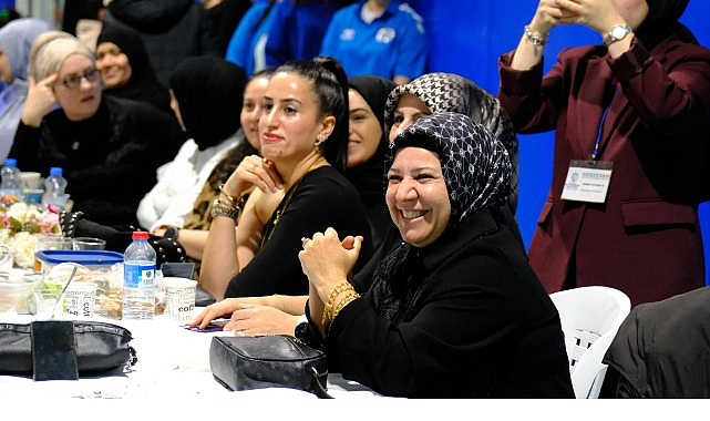 buyukakin anne sehir ile dunyayi iyilestirebiliriz