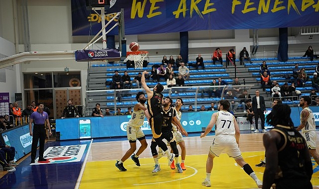 buyuksehir ikinci yariya galibiyetle basladi