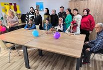 buyuksehirden 77 yasindaki teyzeye buyuk mutluluk