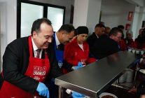 buyuksehirden demircide sosyal belediyecilik adimi kent lokantasi halk mandira ve halk ekmek vatandaslarin hizmetine acildi