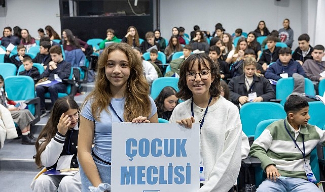 konakin cocuk meclisinde secim heyecani